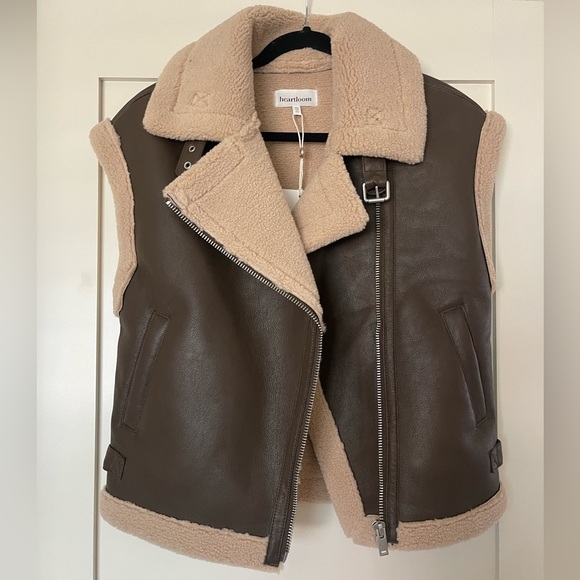 Revolve / Heartloom Puffer Vest / took off tags and never wore. - Picture 2 of 9